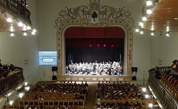 La Oscam actuará en febrero en el teatro Carolina Coronado. 