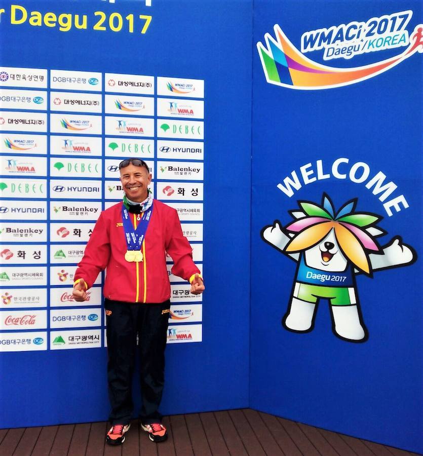 Marcha veteranos. Miguel Periáñez se proclamó doble campeón del mundo en 3 km marcha y 10 km marcha M50 en Daegu y varios títulos de campeón de España Máster en M50 y M55.