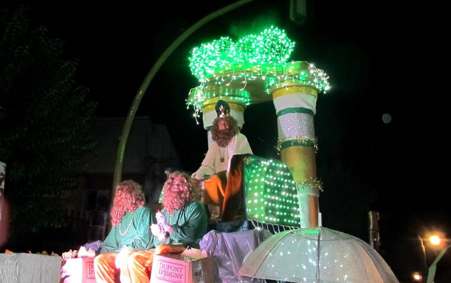 Una de las carrozas reales que desfiló por Jaraíz de la Vera.