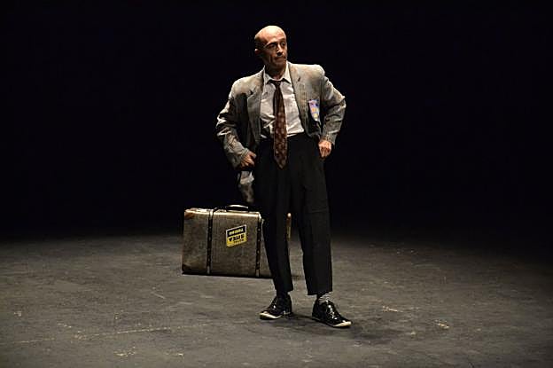 Pepe Viyuela pone la letra y la OEx la música. :: HOy