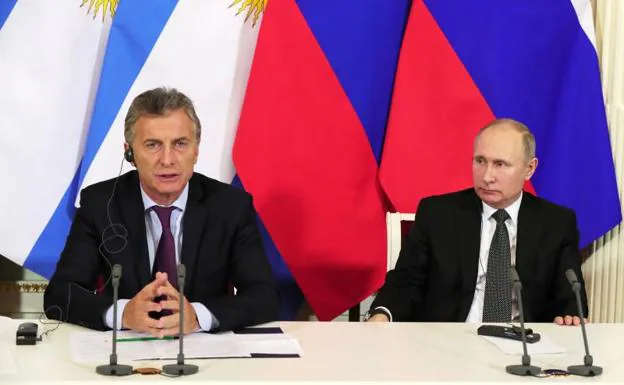El presidente ruso, Vladímir Putin, junto a su homólogo argentino, Mauricio Macri.
