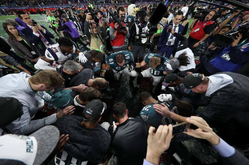 El equipo de Filadelfia se impone a los Patriots en el US Bank Stadium de Minneapolis (33-41) y conquista su primer trofeo Vince Lombardi, con el quarterback Nick Foles como MVP. 