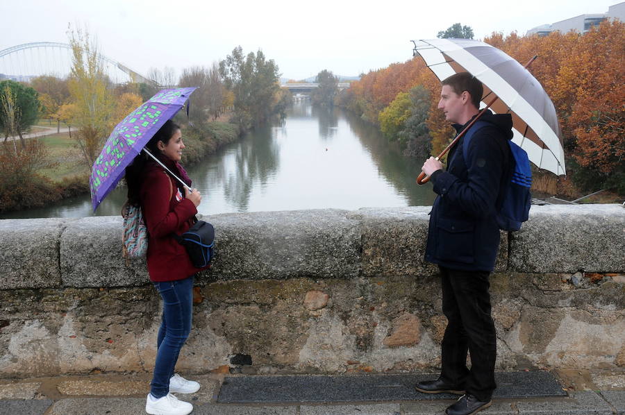 Imagen de archivo de lluvia en Mérida:: BRÍGIDO