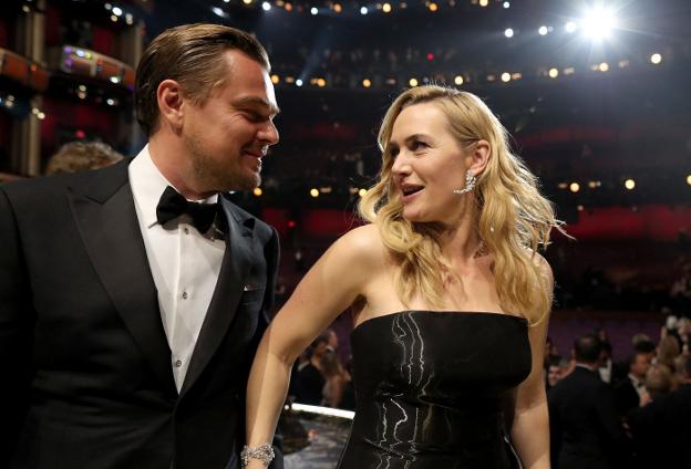 DiCaprio y Winslet mantienen una gran amistad veinte años después de rodar juntos 'Titanic' . :: C. Polk