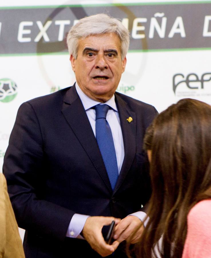 El presidente de la Federación Extremeña de Fútbol, Pedro Rocha