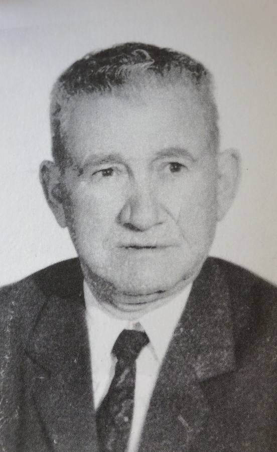 13-Juan Pedro Giménez fue, durante 40 años, portero de la Audiencia Territorial (actualmente Tribunal Superior de Justicia de Extremadura).