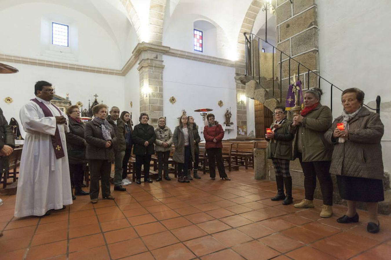 La falta de vocaciones obliga a la Iglesia a reclutar sacerdotes de 70 países