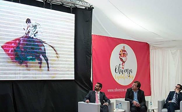 Imagen principal - Olivenza se convierte en el epicentro del mundo taurino hasta el domingo