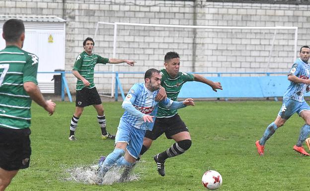 Un momento del partido.