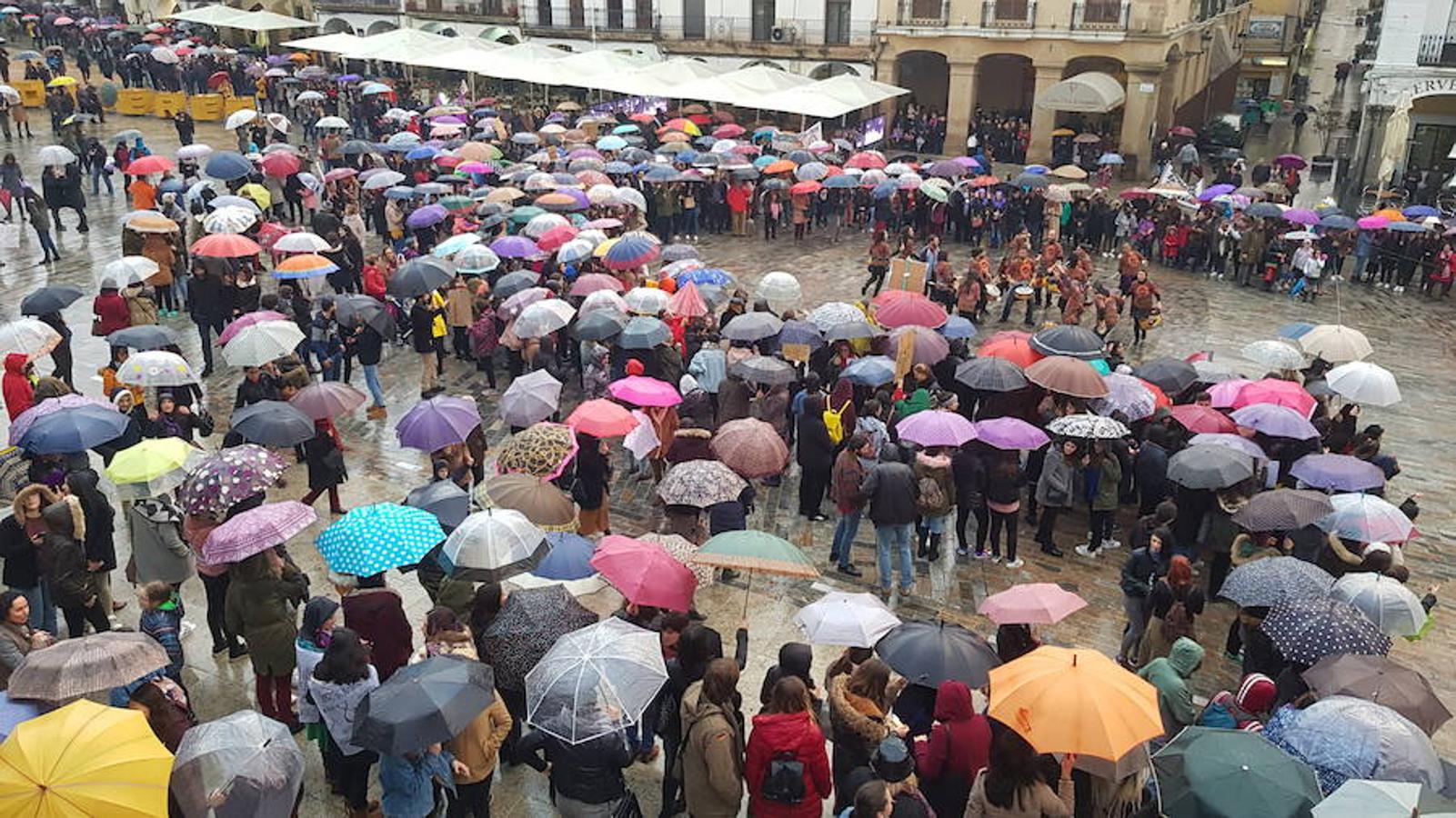 Manifestación en Cáceres:: LORENZO CORDERO