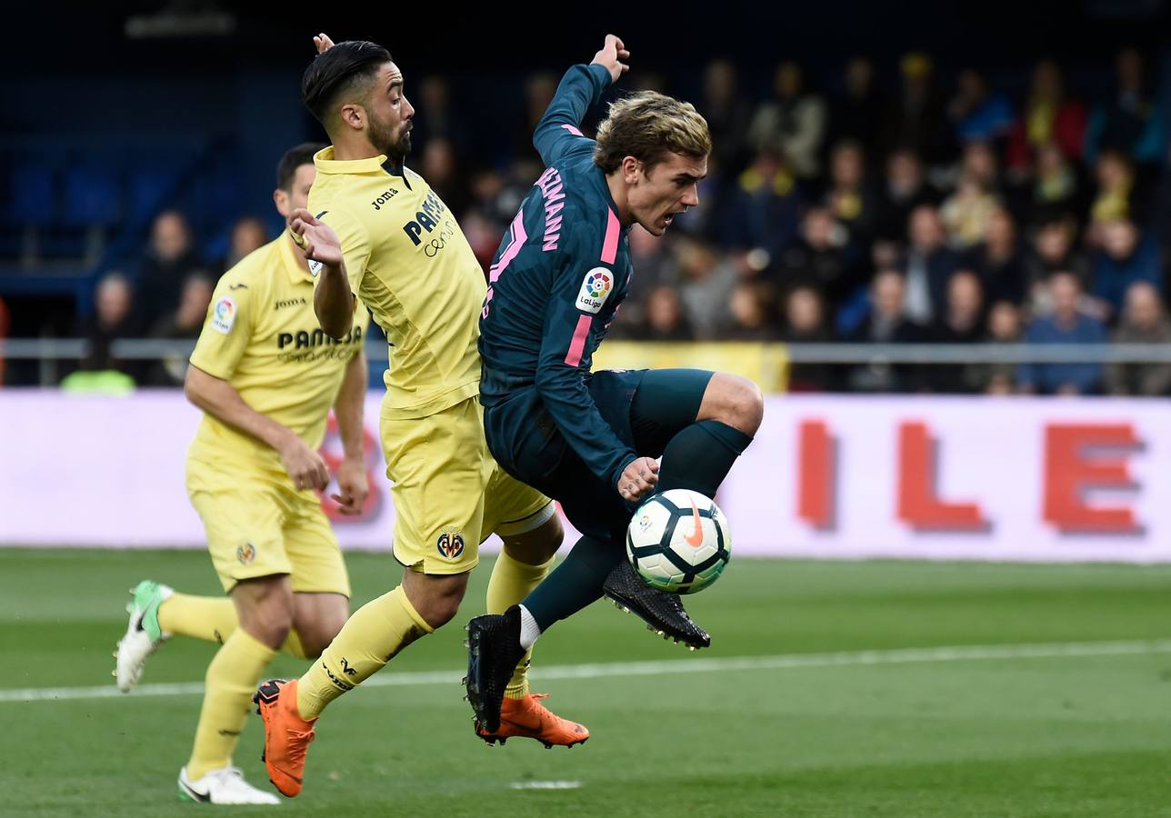 Las mejores imágenes del aprtido de la 29ª jornada entre el Villarreal y el Atlético, en el estadio de La Cerámica. 