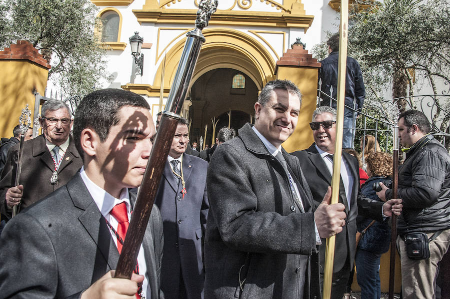 El Domingo de Ramos, un año más, contó con miles de pacenses en la calle y fue una de las procesiones más familiares