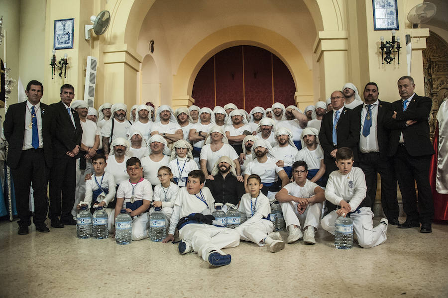 El Domingo de Ramos, un año más, contó con miles de pacenses en la calle y fue una de las procesiones más familiares