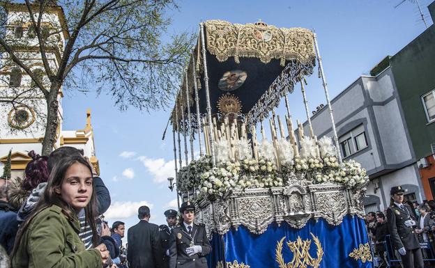 Imagen. Salida de Nuestra Señora de la Palma