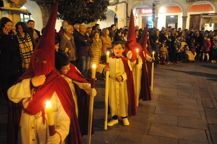 Fotos: Procesión del Lunes Santo en Mérida