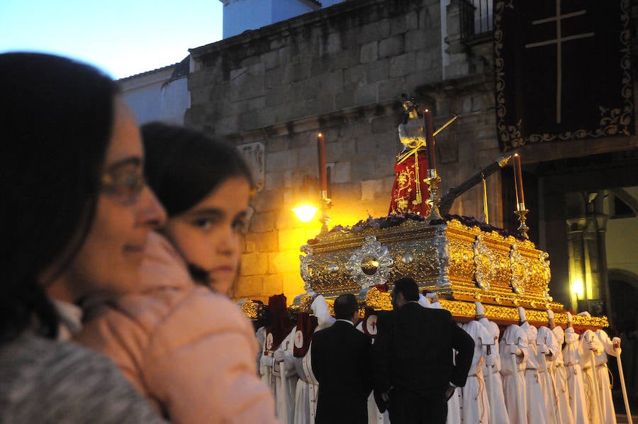 Fotos: Procesión del Lunes Santo en Mérida