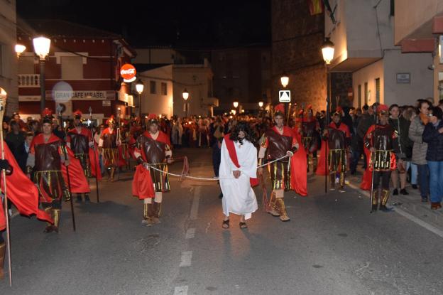 Imagen de la Pasión Viviente celebrada en Talayuela. :: L. m. m.