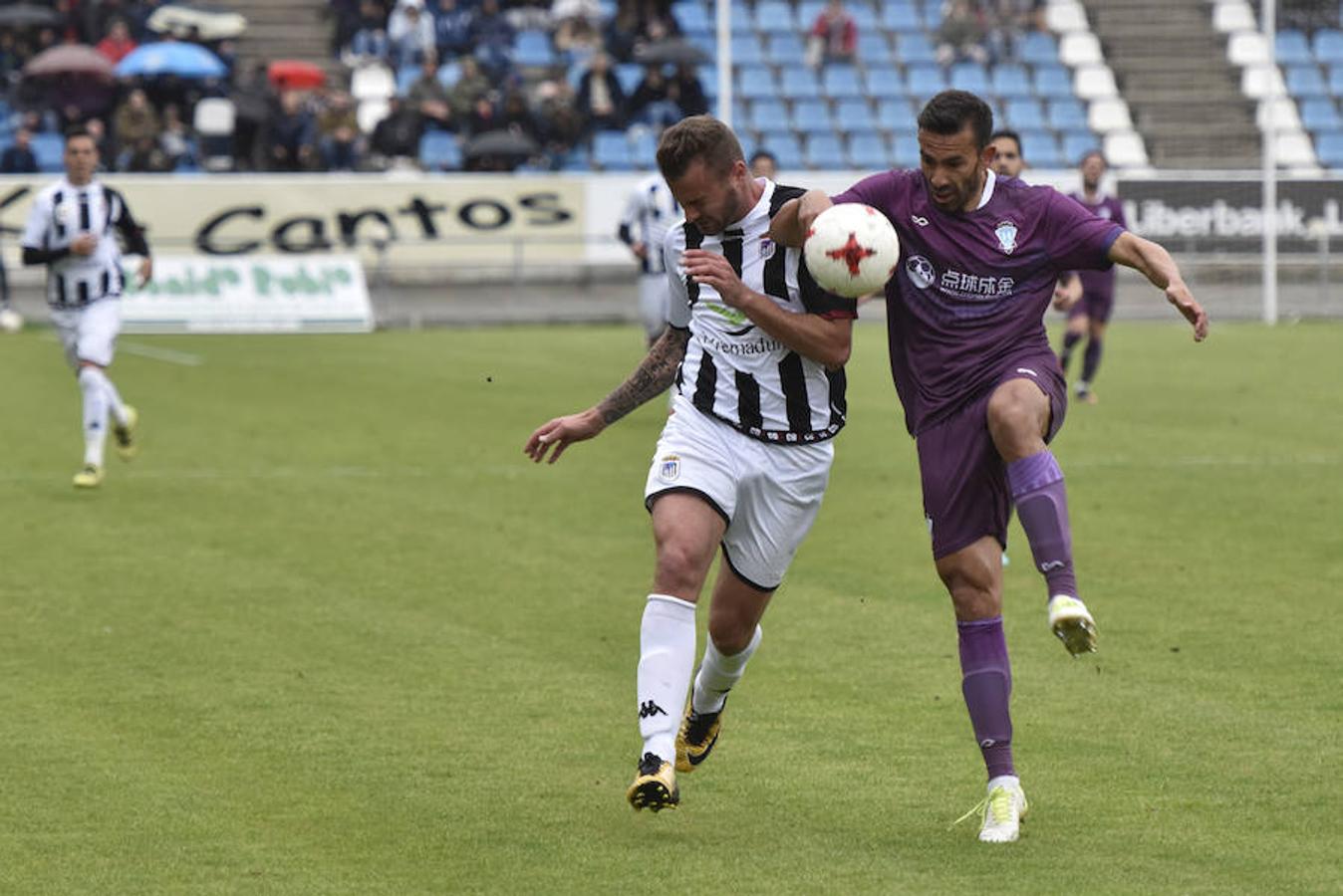 Fotos: Badajoz-Jumilla, en imágenes