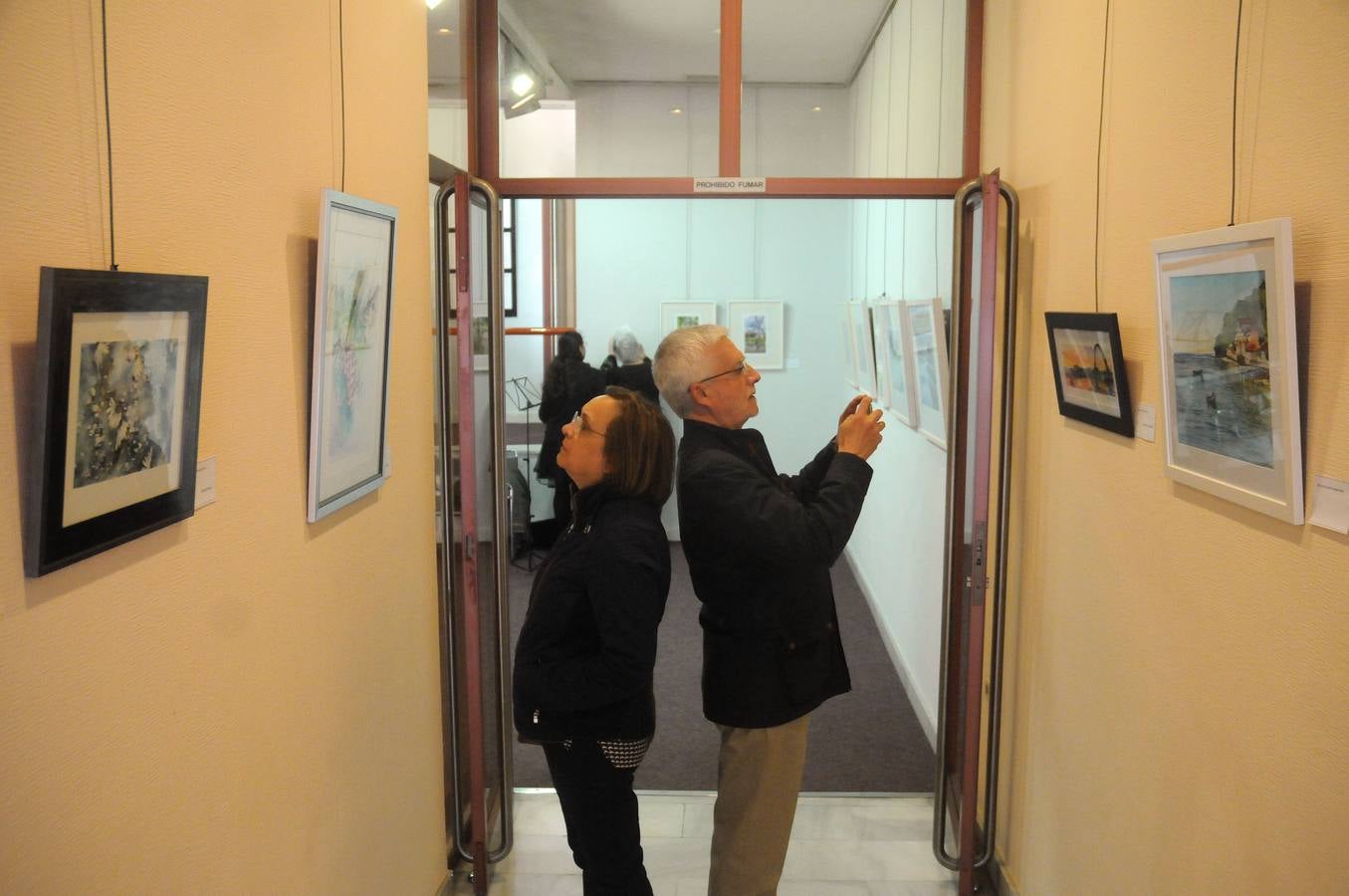 La Agrupación de Acuarelistas de Extremadura ha inaugurado una muestra de los trabajos de 10 de sus artistas extremeños entre los que están Marisol Pérez Cabrera, Rosana Soriano Polo e Isidro Belloso. La exposición se puede visitar en el centro cultural Santo Domingo de Fundación CB hasta el 27 de abril.