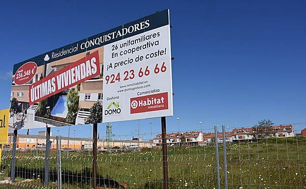 Los empresarios denuncian colapso en la concesión de licencias de obras en Badajoz