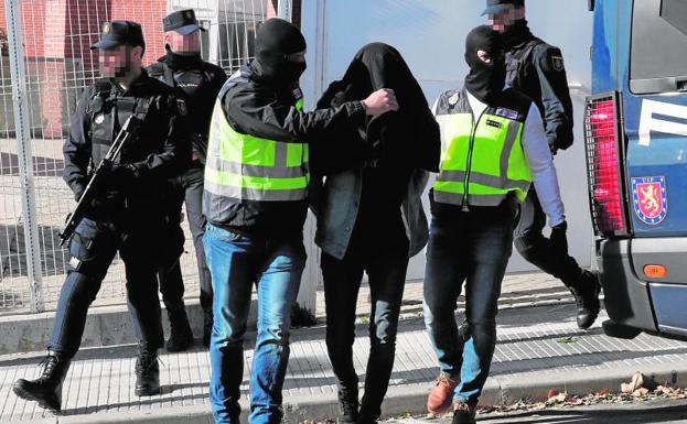 Detención de un presunto yihadista en Majadahonda (Madrid).