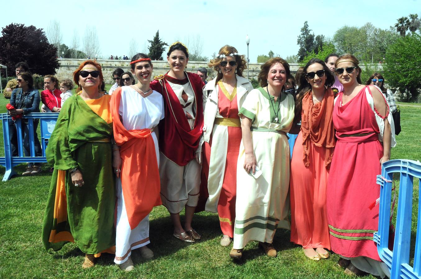 Los escolares emeritenses celebran el Día del Patrimonio con la adopción de los monumentos más cercanos a sus centros