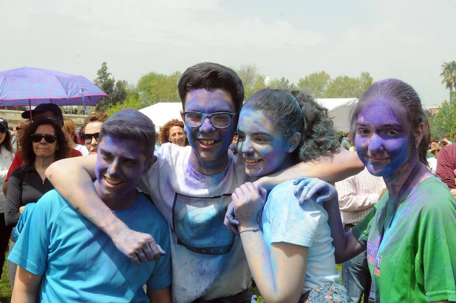 El Acueducto de los Milagros se llena de color y ritmos exóticos