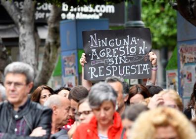 Imagen secundaria 1 - Concentraciones en Barcelona, Almería y Valencia.