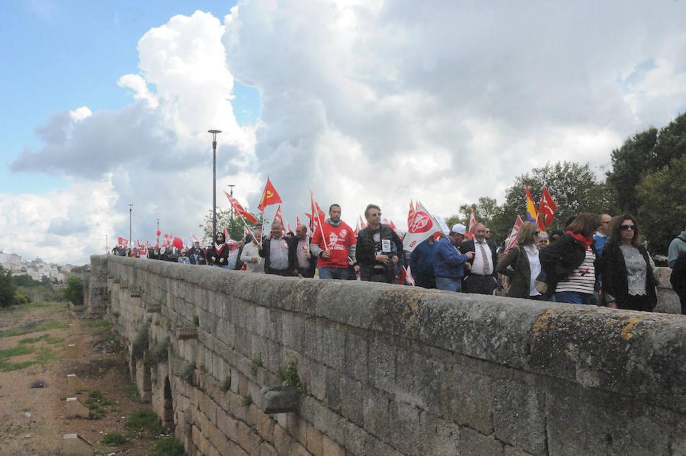 Fotos: Manifestación del Primero de Mayo en Mérida