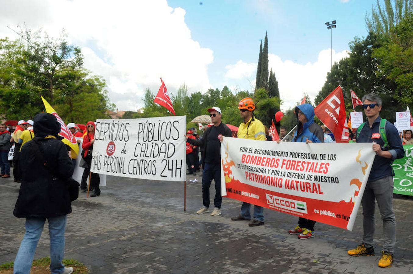 Fotos: Manifestación del Primero de Mayo en Mérida