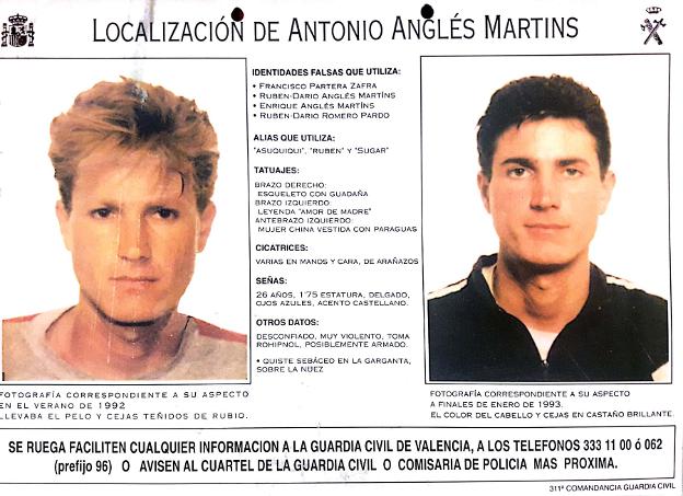 Con el pelo rubio y moreno, carteles de 'Se busca' con estas dos fotografías llenaron las calles de toda España hace 25 años. Anglés tendría hoy 51. 