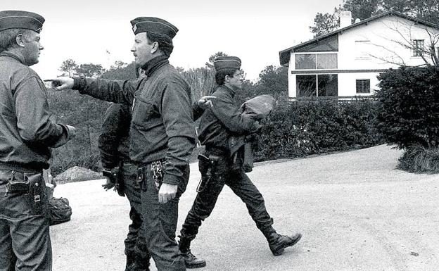 La detención de toda la cúpula etarra el 29 de marzo de 1992 en un caserío de la localidad vascofrancesa de Bidart acabó con la presunción de invencibilidad de la banda.