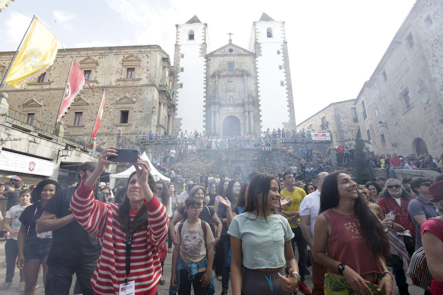 El festival clama contra el machismo y pide ayuda para los refugiados
