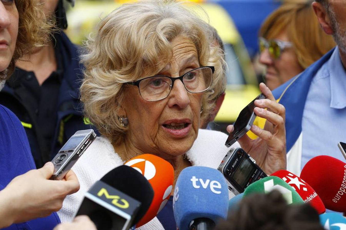 La alcaldesa de Madrid, Manuela Carmena, se desplazó hasta el lugar de los hechos tras saber que habían localizado el cadáver de José María Sánchez.