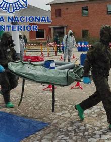 Imagen secundaria 2 - El cuartel pacense de Sancha Brava, escenario de un simulacro de un ataque químico terrorista