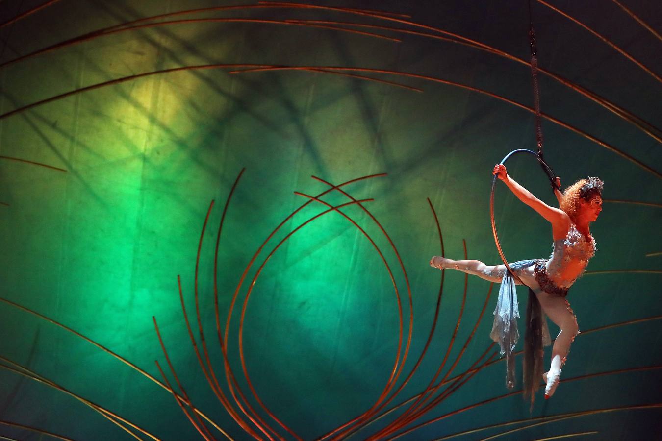 El Cirque du Soleil se presenta en Santiago de Chile con «Amaluna», un espectáculo en el que las mujeres son el «centro» de la historia y cuyo elenco es en su mayoría femenino