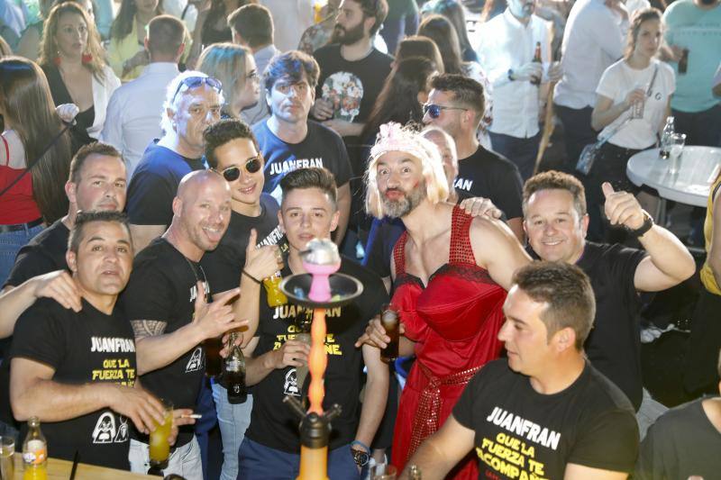 Durante esta jornada, los cacereños han disfrutado de los títeres en el paseo de Cánovas, de la feria de día en el centro y de la animación de las casetas en el Ferial