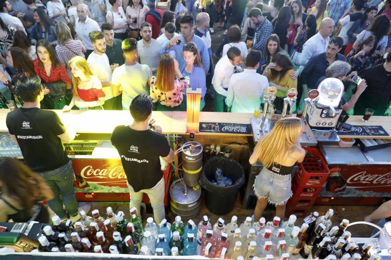 Durante esta jornada, los cacereños han disfrutado de los títeres en el paseo de Cánovas, de la feria de día en el centro y de la animación de las casetas en el Ferial