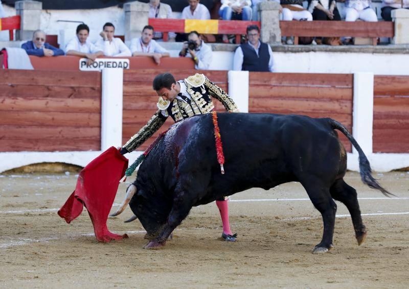 Festejo taurino de las Ferias de San fernando 2018, con Ponce, De Justo y Garrido.