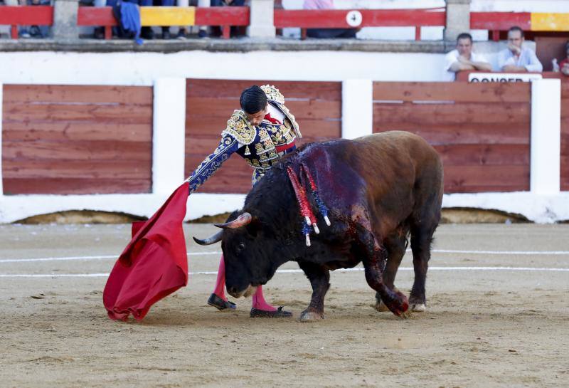 Festejo taurino de las Ferias de San fernando 2018, con Ponce, De Justo y Garrido.