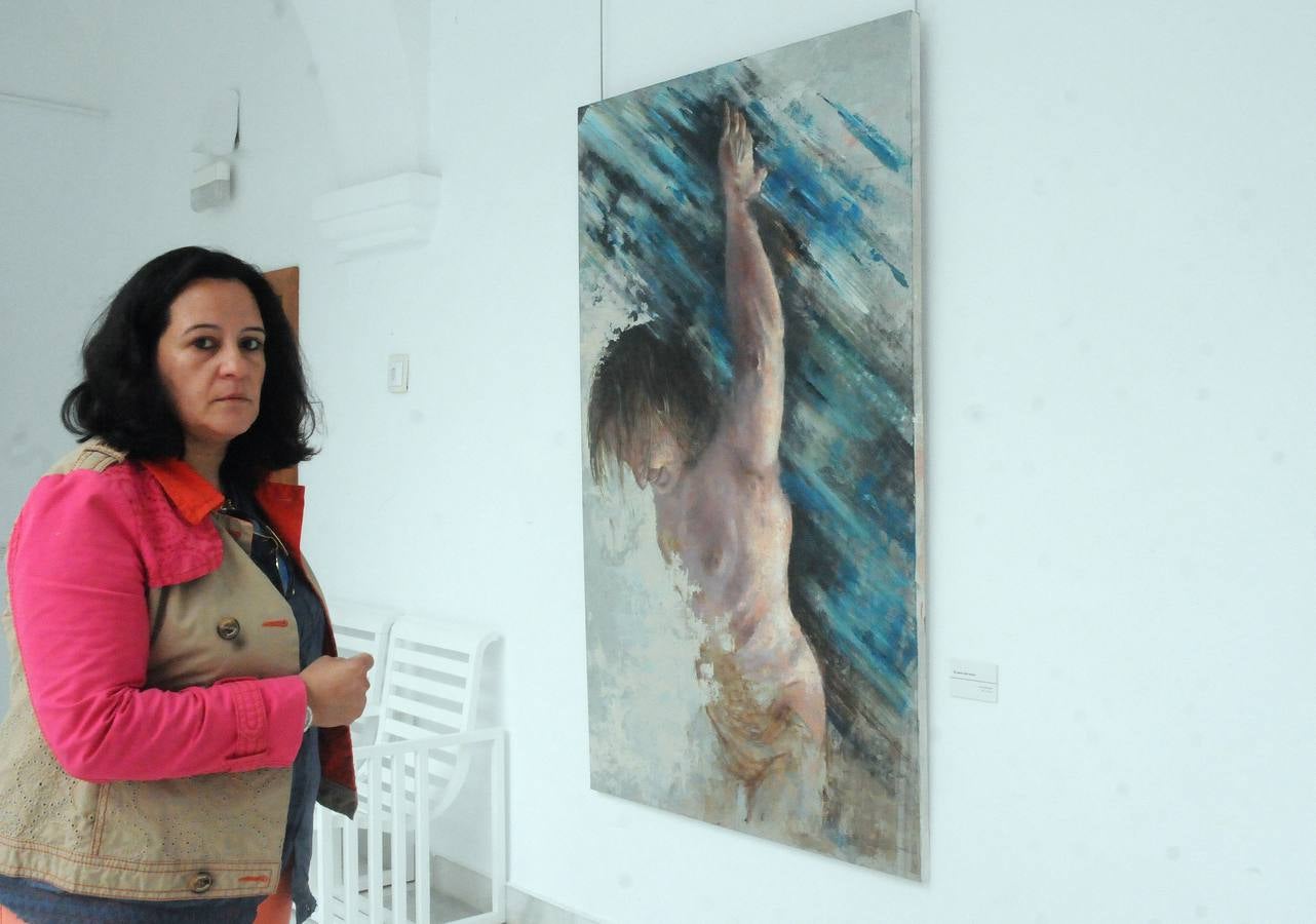 La exposición 'Tiempo de pinceles' muestra por primera vez algunas de las obras del artista Jesús Talón. La colección cuenta con 23 cuadros y se podrá visitar hasta el 26 de junio, en la Asamblea de Extremadura