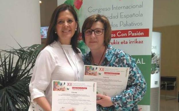 El programa extremeño de cuidados paliativos obtiene dos premios en el Congreso Nacional