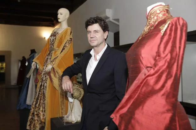 Pepe Reyes exhibe diez modelos en el Museo de Cáceres. :: l.cordero