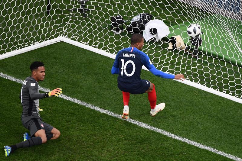 Fotos: Las imágenes del Francia - Perú del Mundial de Rusia 2018