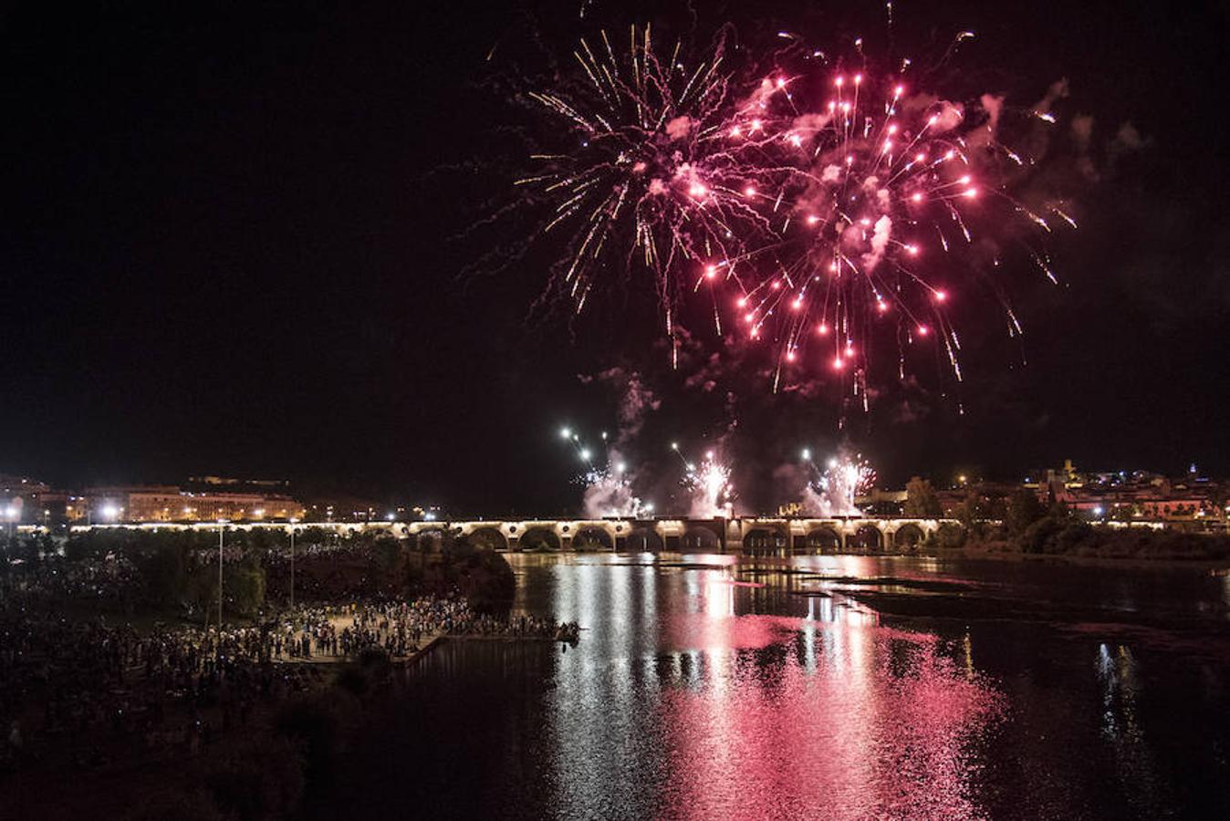 Los pacenses disfrutaron de 25 minutos de fuegos artificiales