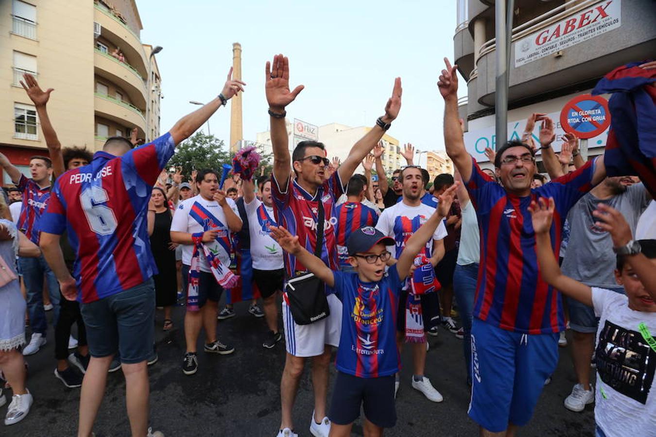 Fotos: Almendralejo celebra el ascenso del Extremadura