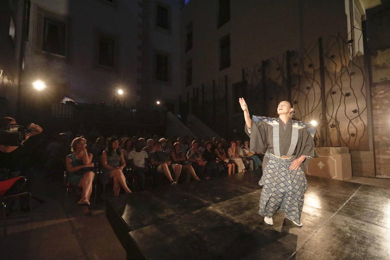 El patio del palacio de Golfines de Abajo se estrenó como lugar abierto a la ciudad