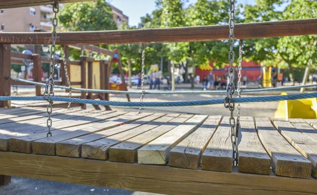 Columpio del parque de San Fernando:: HOY