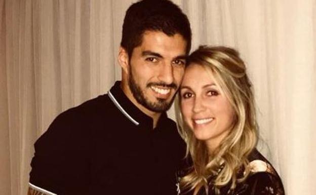 Luis Suárez y Sofía Balbi esperan su tercer hijo