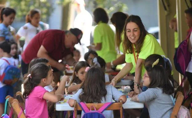 Más de 50 talleres para niños en el parque de Castelar de Badajoz